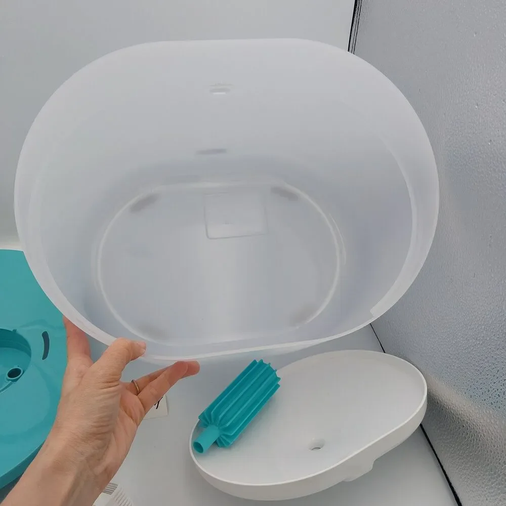 Petlibro Capsule ANTI-SPLASH dog water fountain LARGE 8L/2.1 Gal Corded PLAWF008